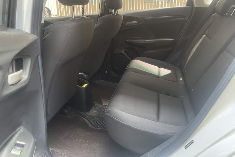 Used Honda Fit 2018 1.5L CVT Comfort Sunroof Version Interior 2