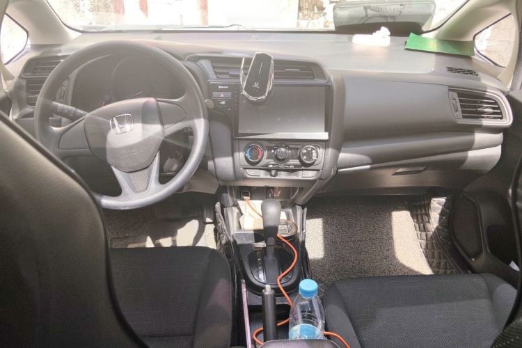 Used Honda Fit 2018 1.5L CVT Comfort Sunroof Version Interior 2