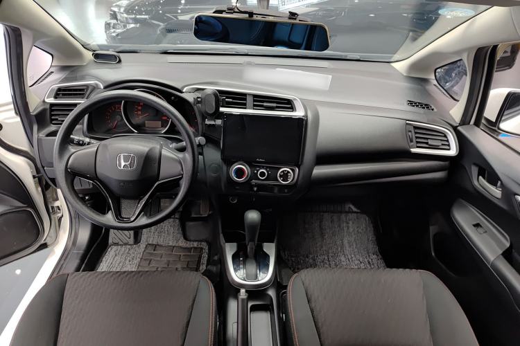 Used Honda Fit 2018 1.5L CVT Trendy Sports Edition Interior 4