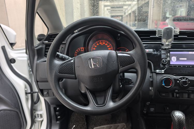 Used Honda Fit 2018 1.5L CVT Comfort Version Interior 4