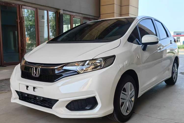 Gebrauchter Honda Fit 2018 1.5L CVT Comfort Version Guazi used car, China used car export, Used car for sale, Used cars, Cheapest cars for sale