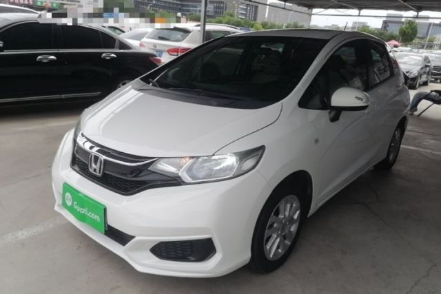 Ojetý Honda Fit 2018 1.5L CVT Comfort Sunroof Version