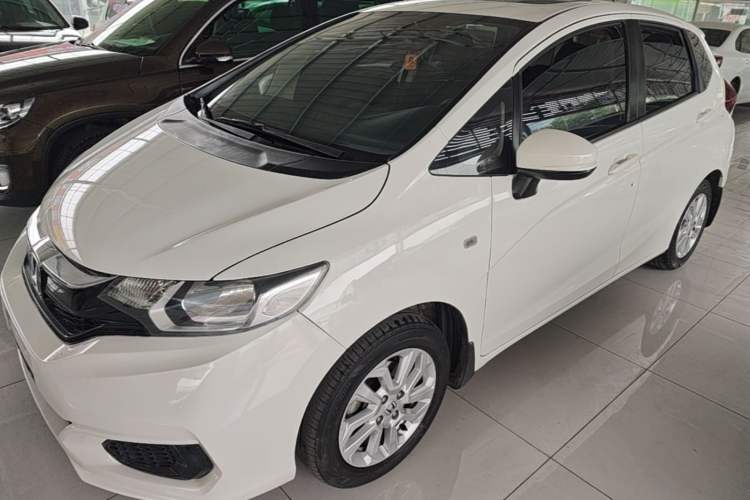 Used Honda Fit 2018 1.5L CVT Comfort Sunroof Version Guazi used car, China used car export, Used car for sale, Used  cars, Cheapest cars for sale