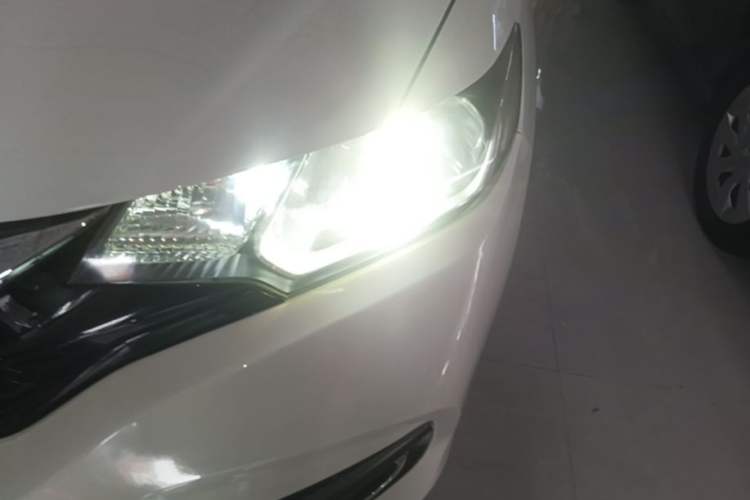 Used Honda Fit 2018 1.5L CVT Comfort Sunroof Version Left Front Headlight