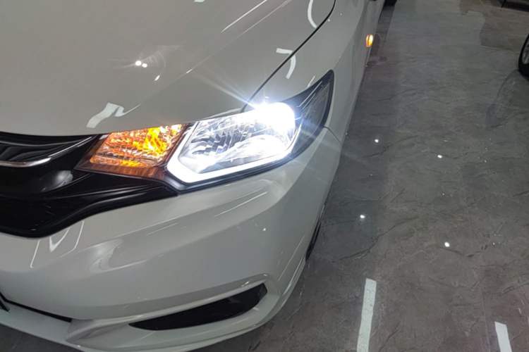 Used Honda Fit 2018 1.5L CVT Comfort Version Left Front Headlight