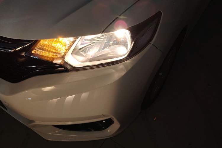Used Honda Fit 2018 1.5L CVT Comfort Sunroof Version Left Front Headlight