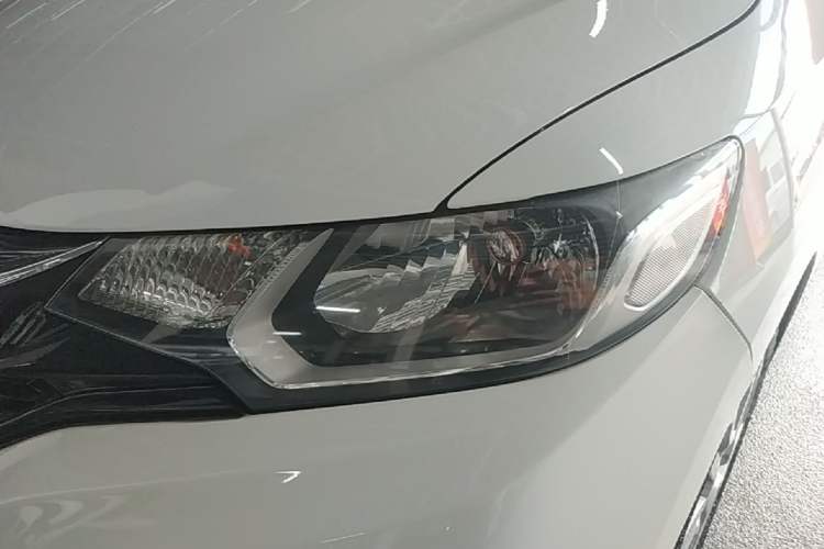 Used Honda Fit 2018 1.5L CVT Comfort Sunroof Version Left Front Headlight