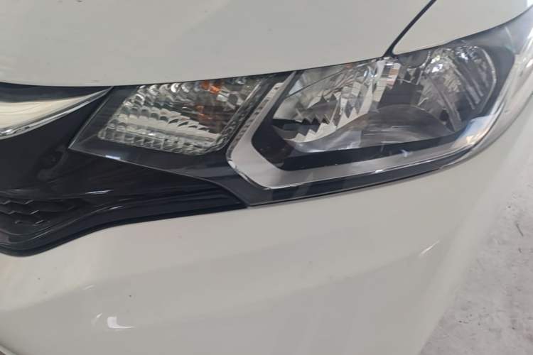 Used Honda Fit 2018 1.5L CVT Comfort Sunroof Version Left Front Headlight