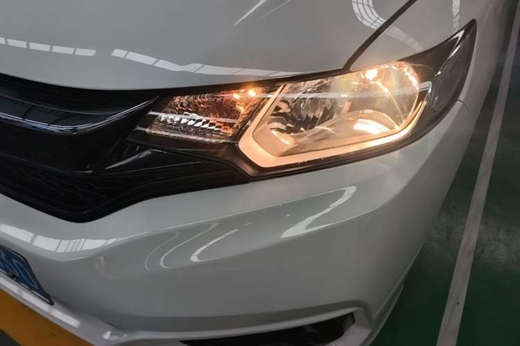 Used Honda Fit 2018 1.5L CVT Comfort Sunroof Version Left Front Headlight