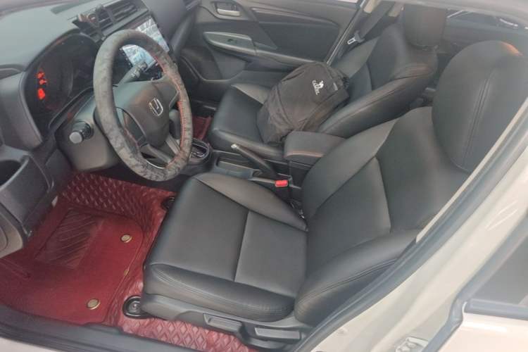Used Honda Fit 2018 1.5L CVT Comfort Sunroof Version Left Front Seat