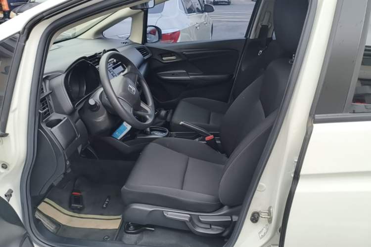 Used Honda Fit 2018 1.5L CVT Comfort Version Left Front Seat