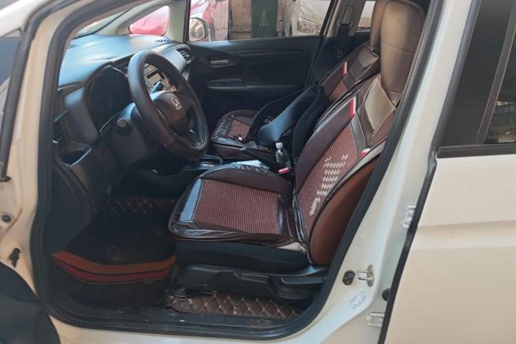 Used Honda Fit 2018 1.5L CVT Comfort Version Left Front Seat