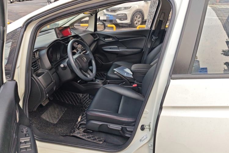 Used Honda Fit 2018 1.5L CVT Comfort Version Left Front Seat