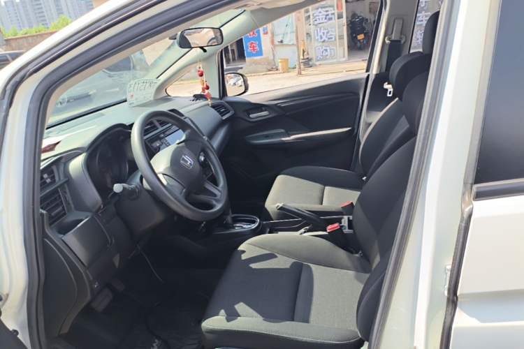 Used Honda Fit 2018 1.5L CVT Comfort Sunroof Version Left Front Seat