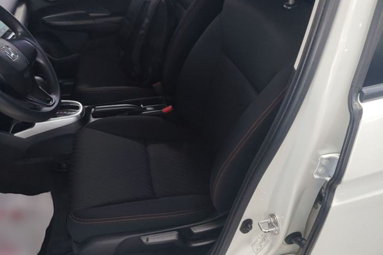 Used Honda Fit 2018 1.5L CVT Trendy Sports Edition Left Front Seat