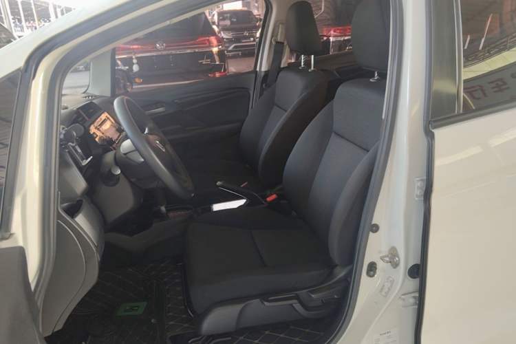 Used Honda Fit 2018 1.5L CVT Comfort Version Left Front Seat