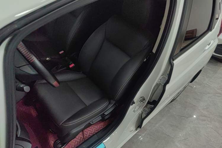 Used Honda Fit 2018 1.5L CVT Comfort Version Left Front Seat