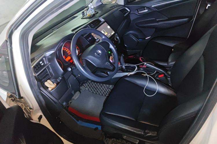 Used Honda Fit 2018 1.5L CVT Trendy Sports Edition Left Front Seat