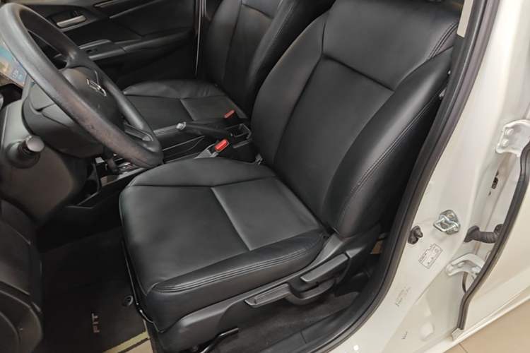 Used Honda Fit 2018 1.5L CVT Comfort Version Left Front Seat