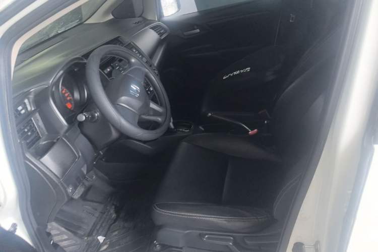 Used Honda Fit 2018 1.5L CVT Comfort Sunroof Version Left Front Seat