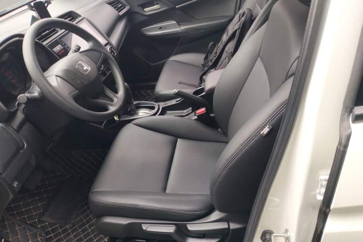Used Honda Fit 2018 1.5L CVT Comfort Sunroof Version Left Front Seat