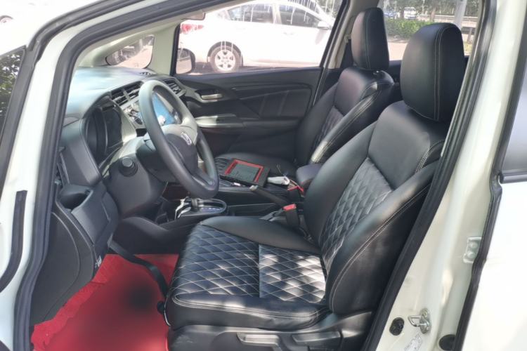 Used Honda Fit 2018 1.5L CVT Comfort Sunroof Version Left Front Seat