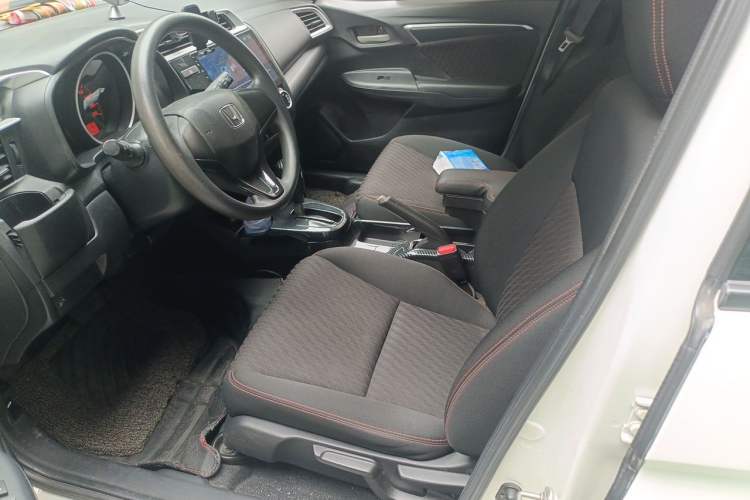 Used Honda Fit 2018 1.5L CVT Trendy Sports Edition Left Front Seat