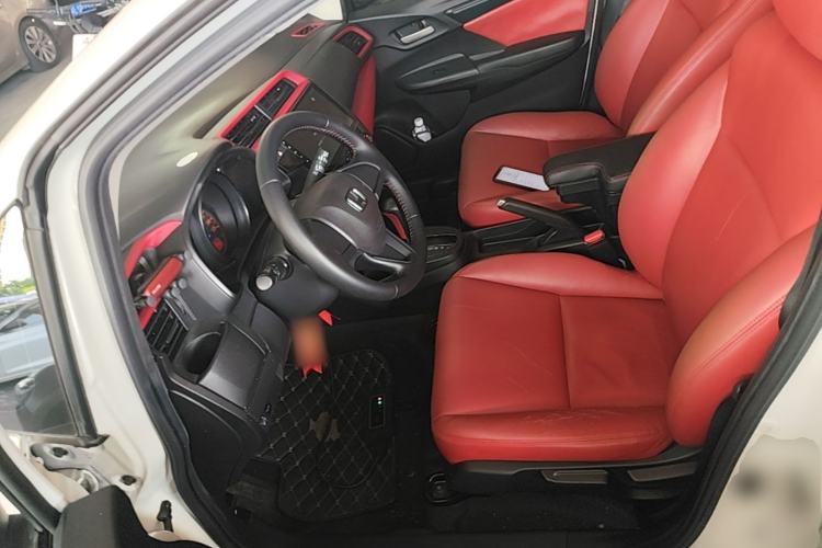 Used Honda Fit 2018 1.5L CVT Comfort Version Left Front Seat