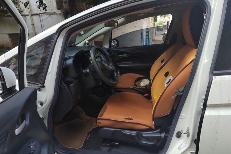 Used Honda Fit 2018 1.5L CVT Comfort Sunroof Version Left Front Seat