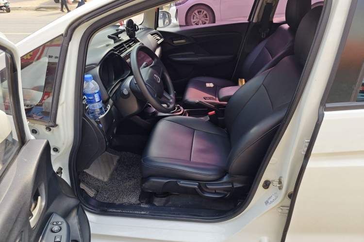 Used Honda Fit 2018 1.5L Manual Comfort Version Left Front Seat