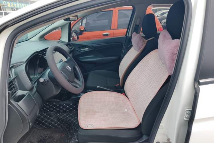Used Honda Fit 2018 1.5L CVT Comfort Version Left Front Seat