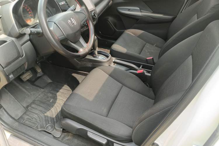 Used Honda Fit 2018 1.5L CVT Comfort Sunroof Version Left Front Seat