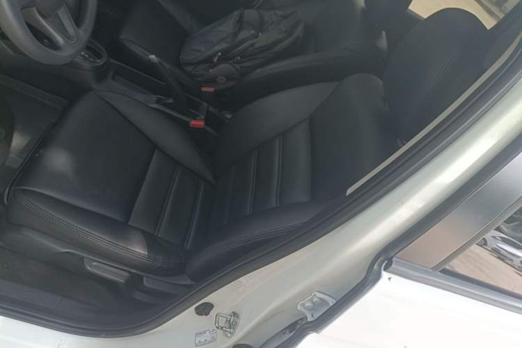 Used Honda Fit 2018 1.5L CVT Comfort Sunroof Version Left Front Seat