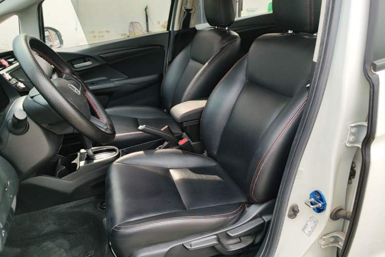 Used Honda Fit 2018 1.5L CVT Comfort Version Left Front Seat
