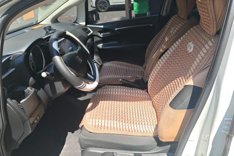 Used Honda Fit 2018 1.5L CVT Luxury Edition Left Front Seat