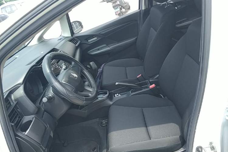 Used Honda Fit 2018 1.5L CVT Comfort Sunroof Version Left Front Seat