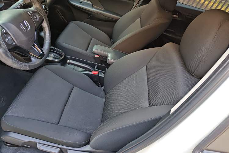 Used Honda Fit 2018 1.5L CVT Comfort Sunroof Version Left Front Seat