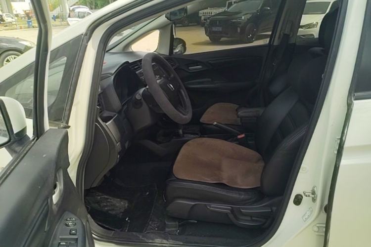 Used Honda Fit 2018 1.5L CVT Comfort Sunroof Version Left Front Seat