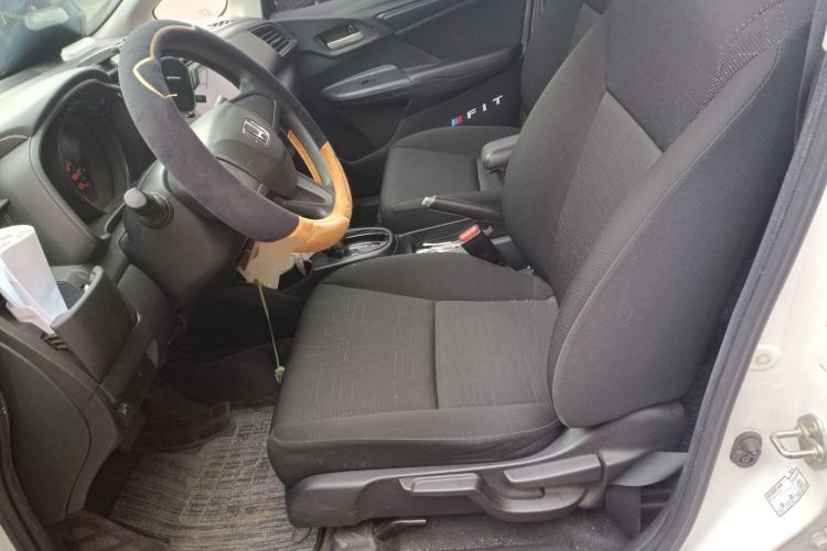 Used Honda Fit 2018 1.5L CVT Comfort Sunroof Version Left Front Seat