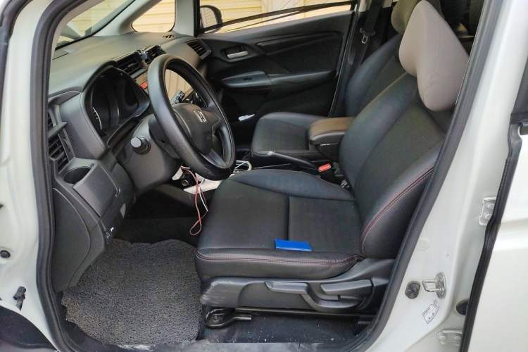 Used Honda Fit 2018 1.5L CVT Comfort Sunroof Version Left Front Seat