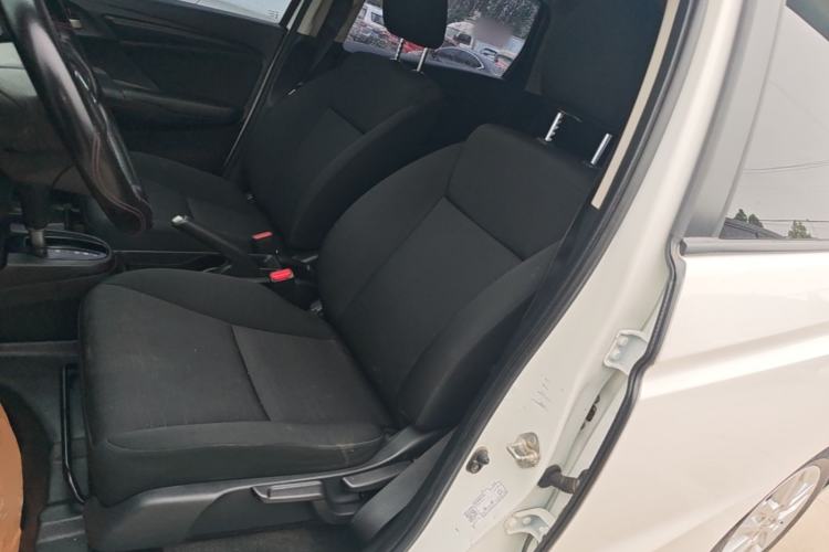 Used Honda Fit 2018 1.5L CVT Comfort Sunroof Version Left Front Seat