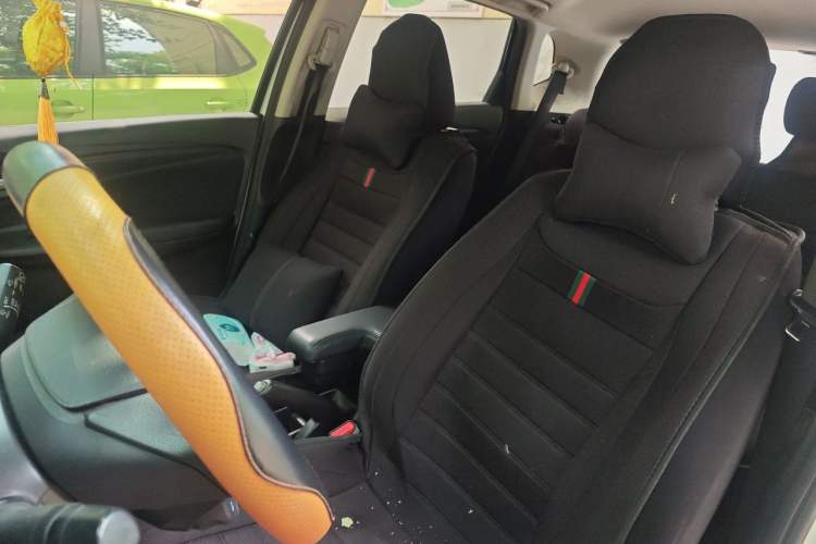 Used Honda Fit 2018 1.5L CVT Comfort Sunroof Version Left Front Seat