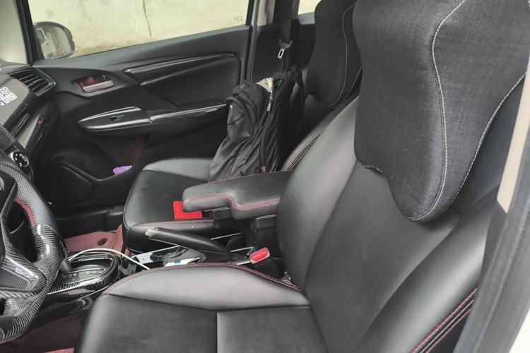 Used Honda Fit 2018 1.5L CVT Comfort Sunroof Version Left Front Seat