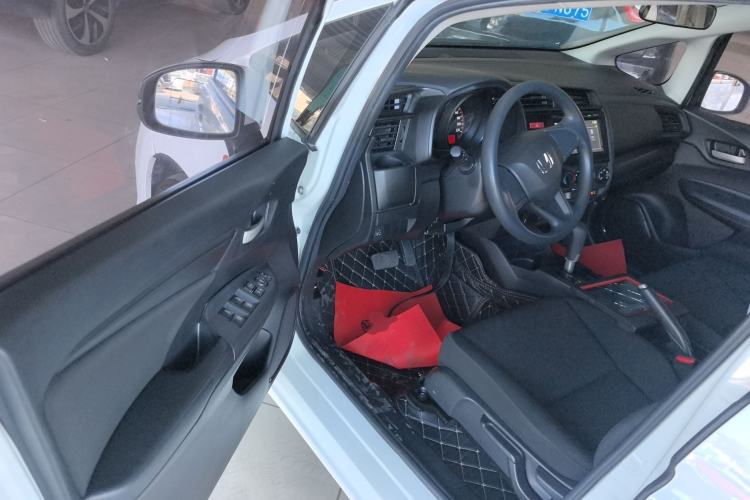 Used Honda Fit 2018 1.5L CVT Comfort Version Left Front Seat