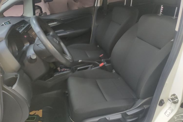 Used Honda Fit 2018 1.5L CVT Comfort Sunroof Version Left Front Seat