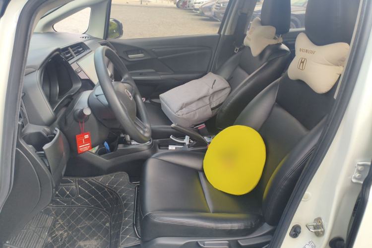Used Honda Fit 2018 1.5L CVT Comfort Sunroof Version Left Front Seat