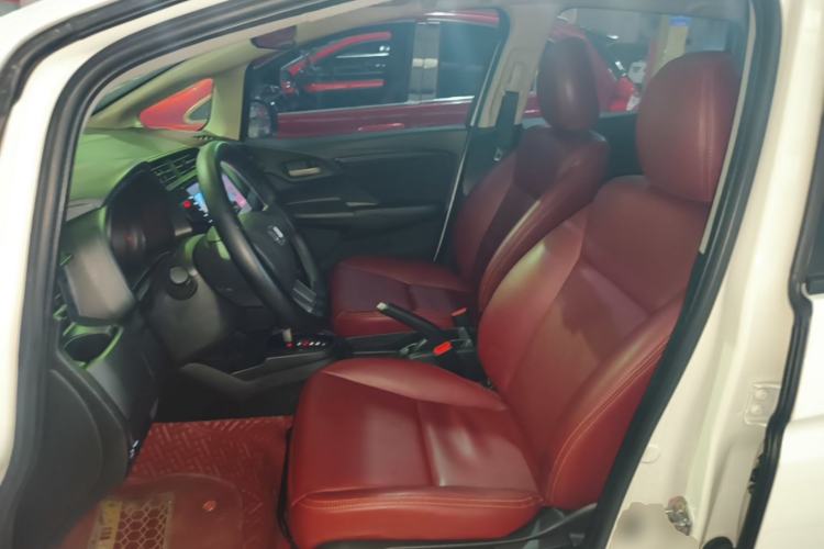 Used Honda Fit 2018 1.5L CVT Comfort Sunroof Version Left Front Seat