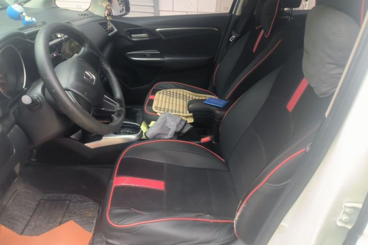Used Honda Fit 2018 1.5L CVT Trendy Sports Edition Left Front Seat