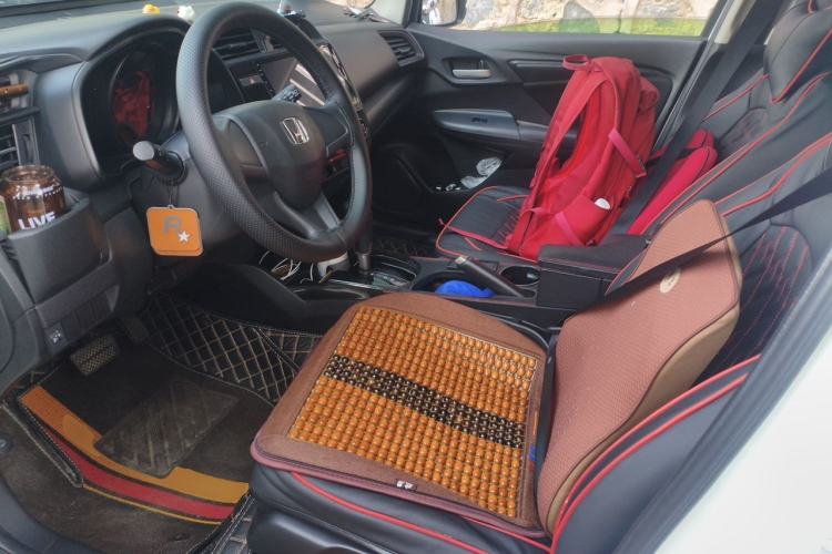 Used Honda Fit 2018 1.5L CVT Comfort Version Left Front Seat