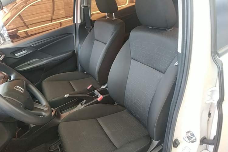Used Honda Fit 2018 1.5L CVT Comfort Version Left Front Seat